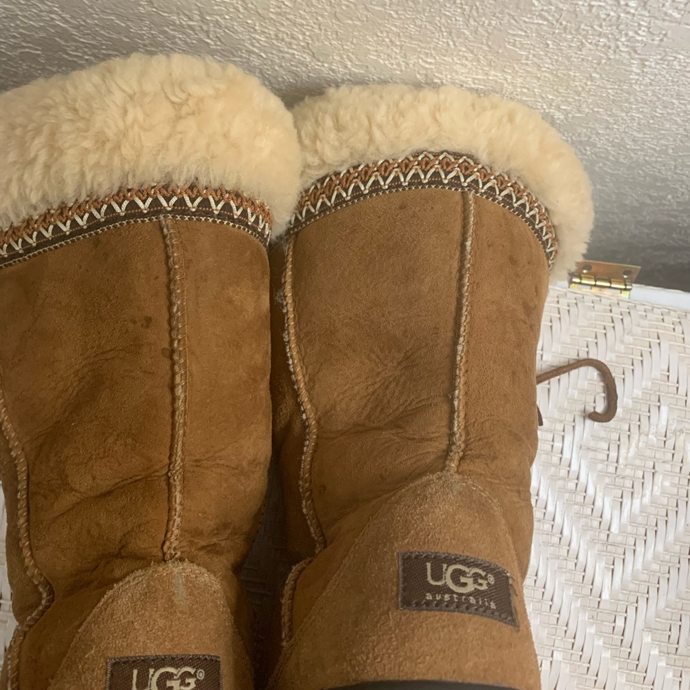 Uggs - image 3